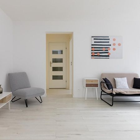 Rondo ONZ Sunny Apartment Varsóvia Exterior foto