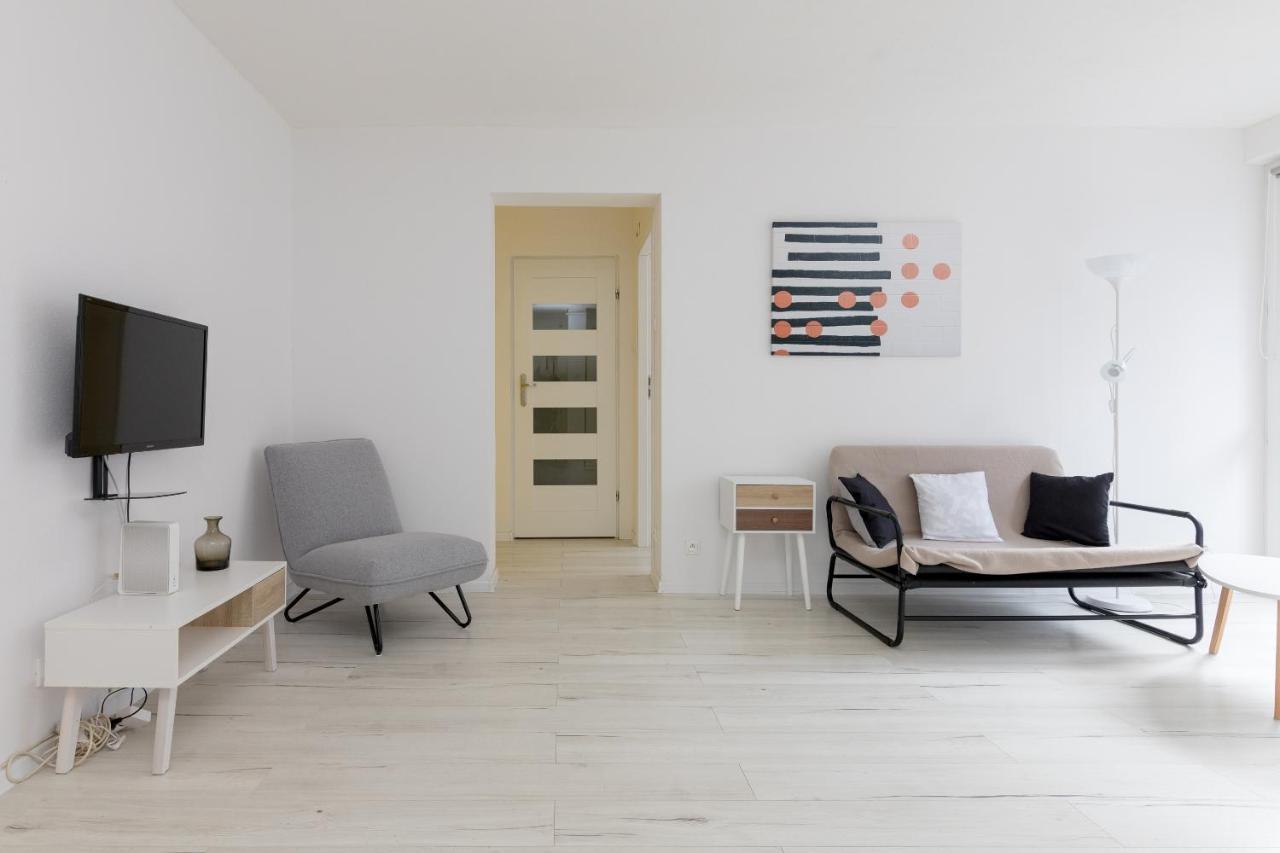Rondo ONZ Sunny Apartment Varsóvia Exterior foto
